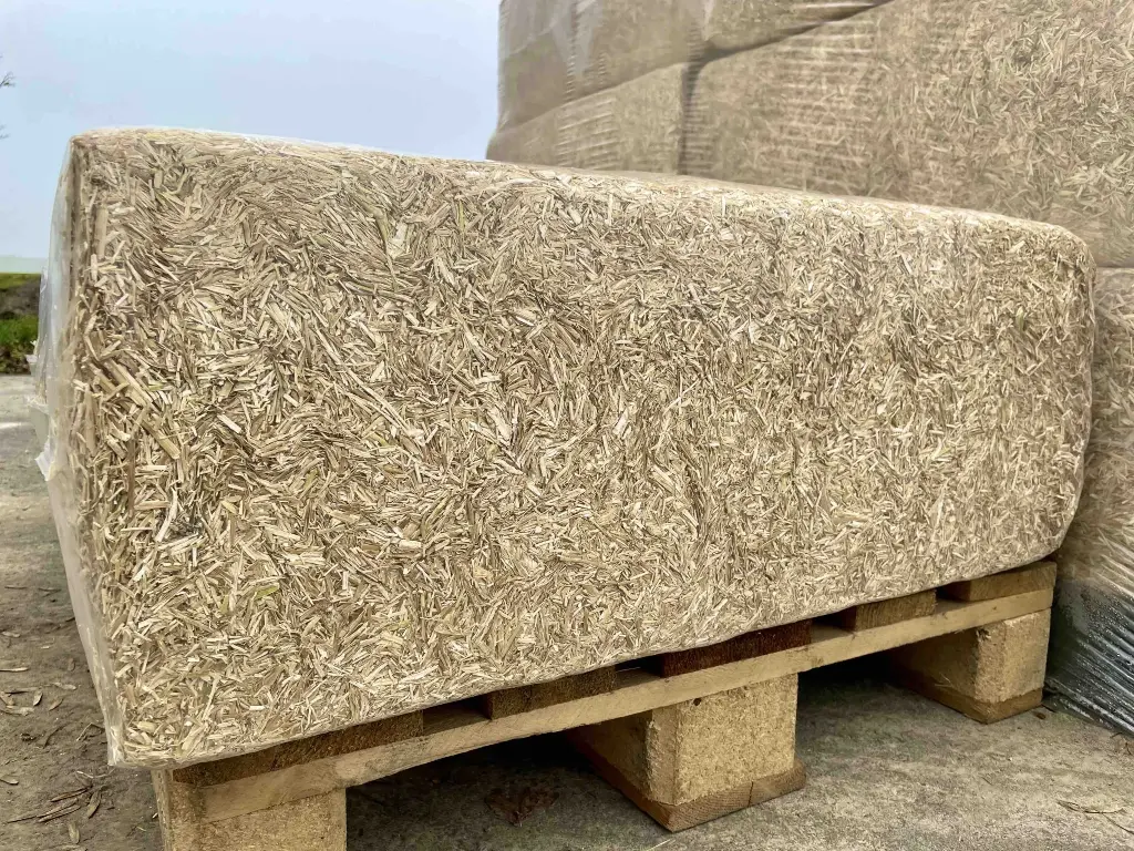 Gehakseld koolzaadstro (Melkvee)